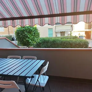 Con 2 Terrazze A 300 Mt Dal Centro Appartamento